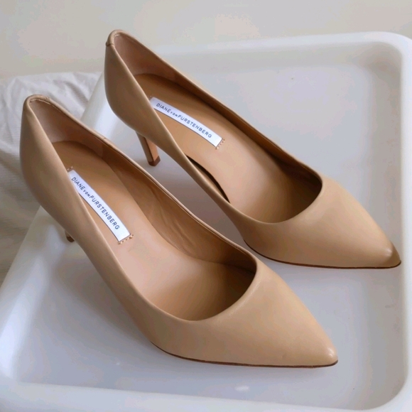 Nude heels - Picture 3 of 6